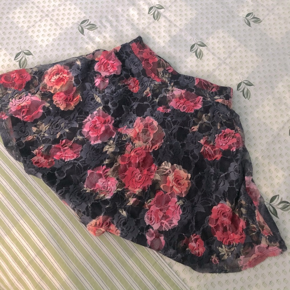 FLORAL SKATER SKIRT